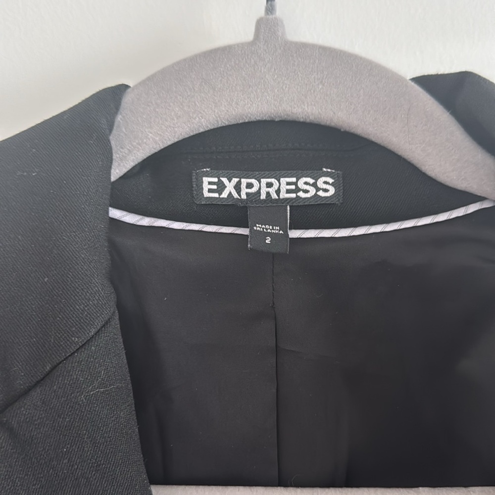 Express Blazer - Picture 3 of 4